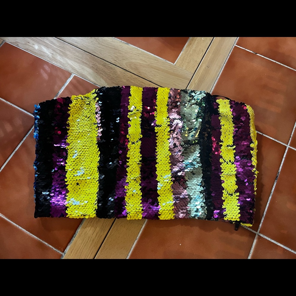 Top Sequin Forever 21 size S SALE!!